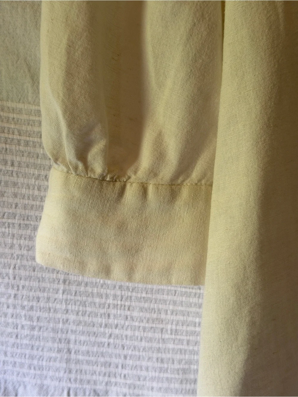 Zara Cream V-Neck Button Front Blouse